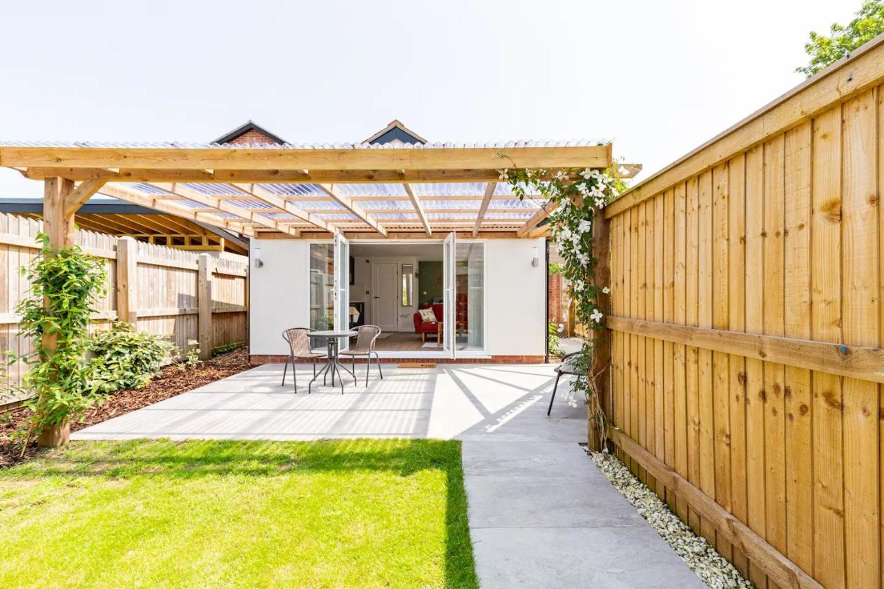 Charming Chester Studio With Private Garden & Free Parking מראה חיצוני תמונה
