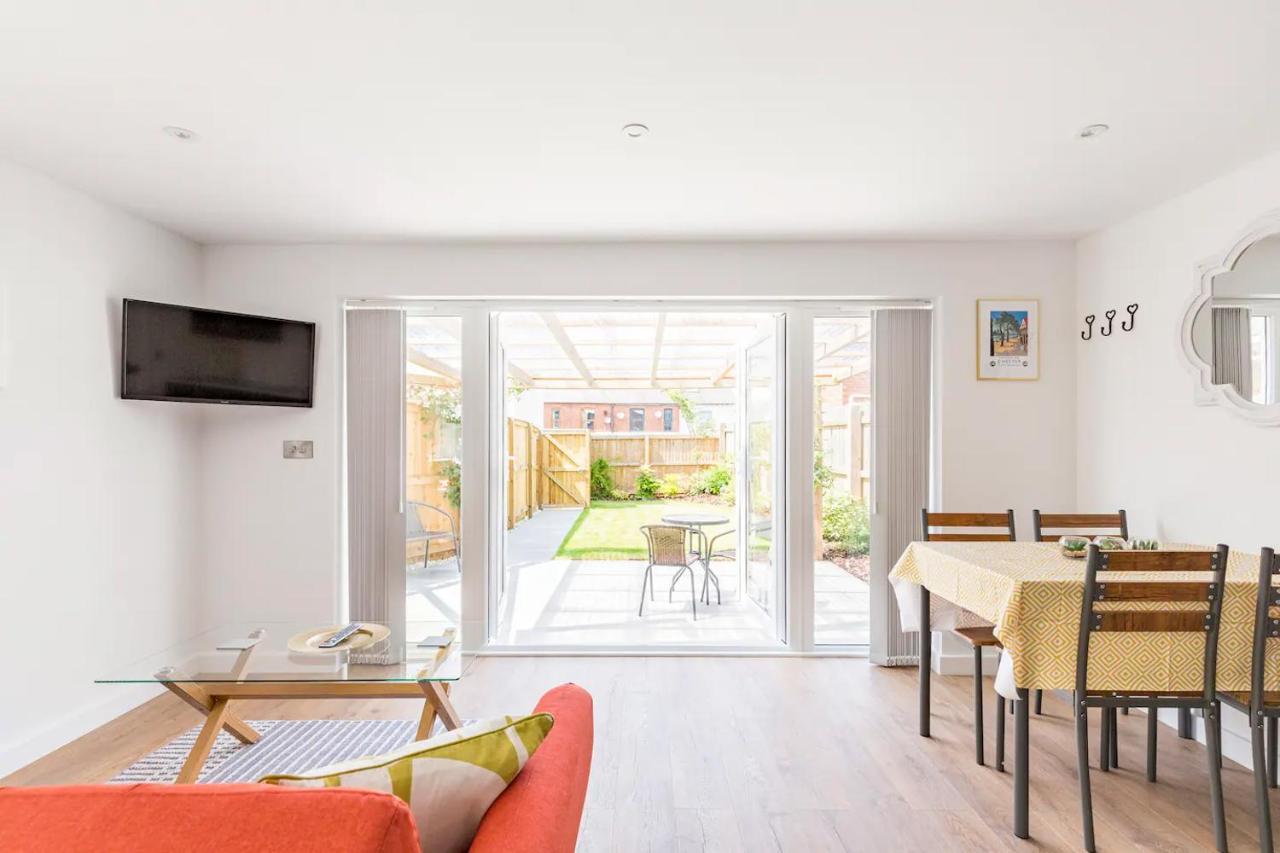 Charming Chester Studio With Private Garden & Free Parking מראה חיצוני תמונה