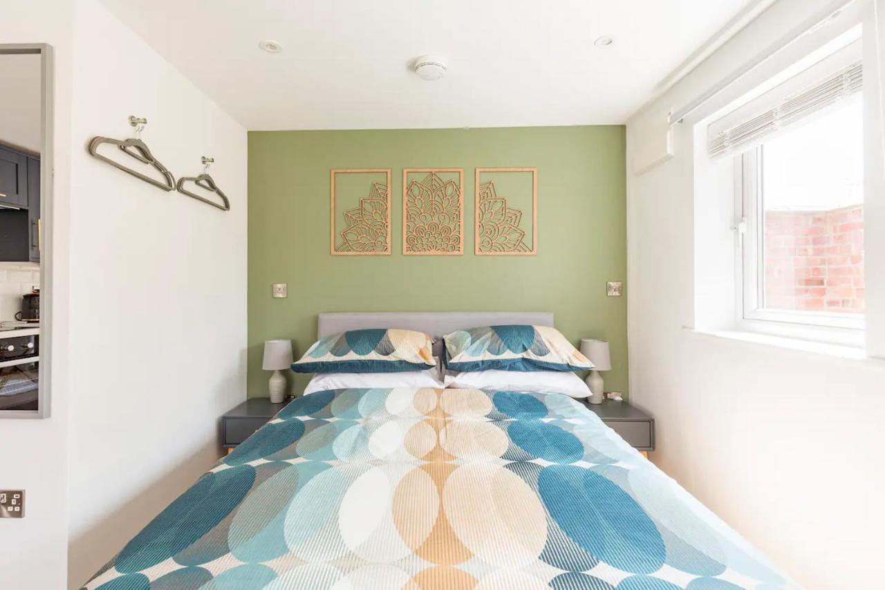 Charming Chester Studio With Private Garden & Free Parking מראה חיצוני תמונה